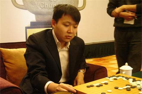 彭荃，职业棋手，世界季军，著名讲棋人。