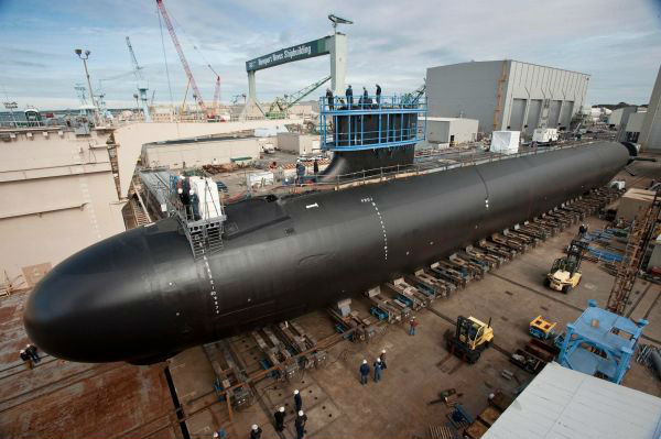 正在建造中的美海军弗吉尼亚级核潜艇资料图。（美海军官网）